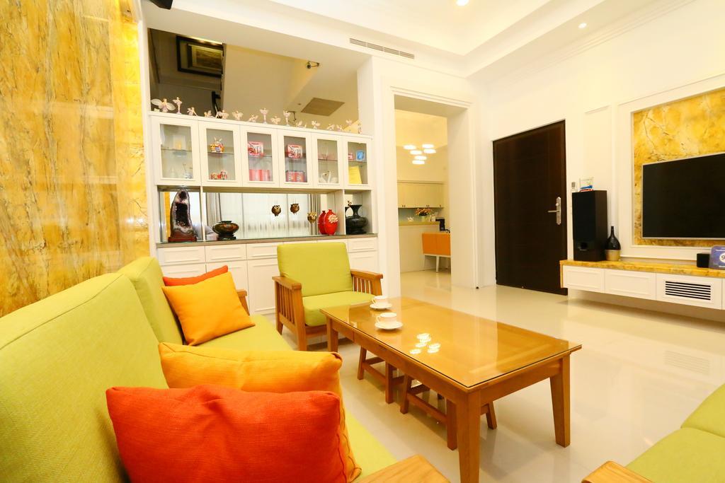 Creekside No.22 B&B Jiali Экстерьер фото